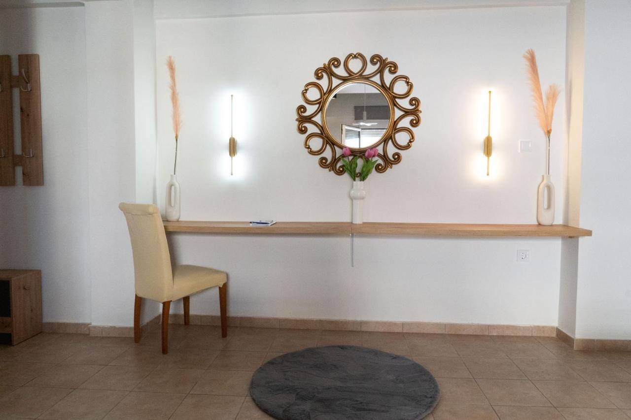 Apartamento The Whole Packet C4 Center With Parking Larissa Exterior foto