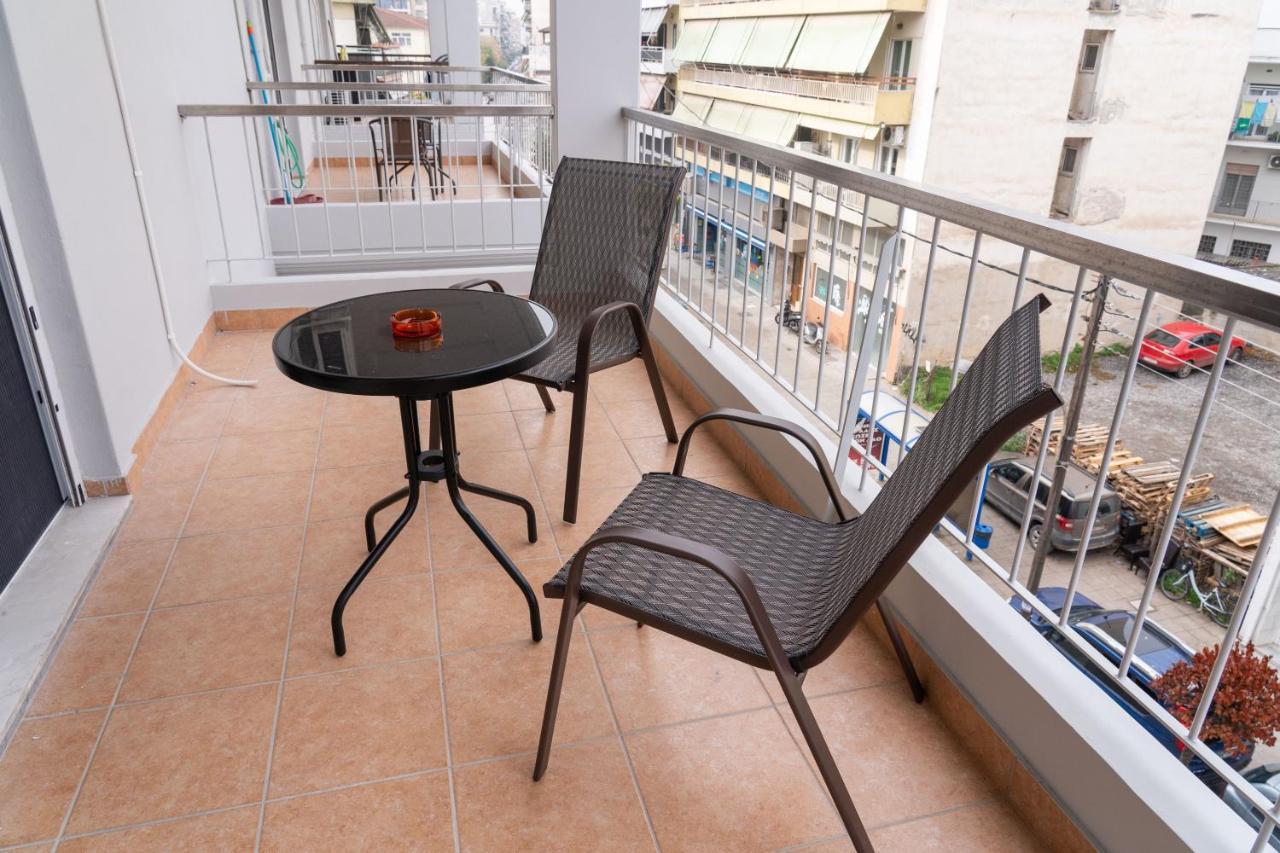 Apartamento The Whole Packet C4 Center With Parking Larissa Exterior foto